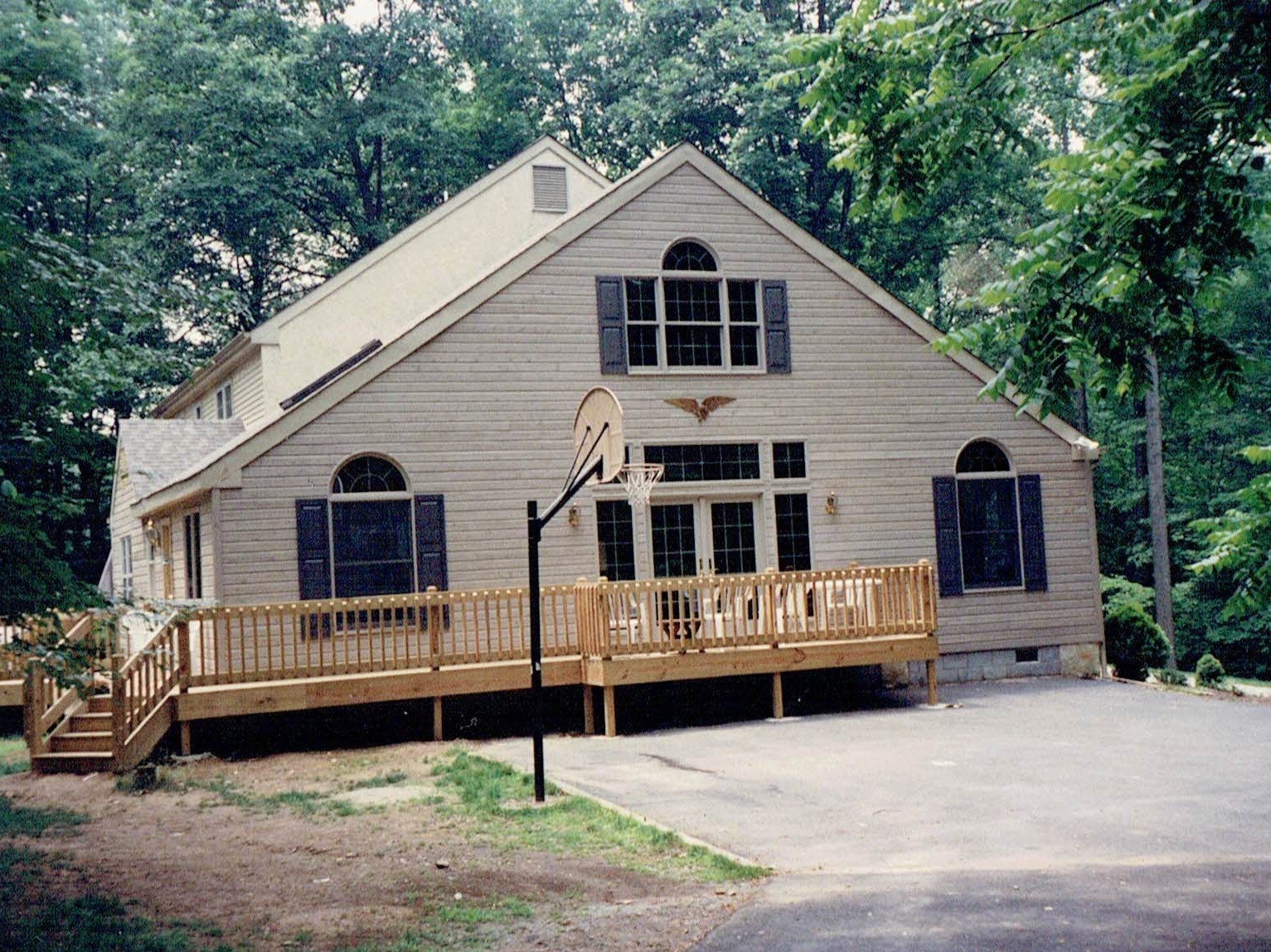 a two story in law suite home addition in glen mills, pa 19342 built by deluca construction